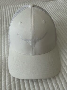 The Classic “Longhorn” Trucker Cap